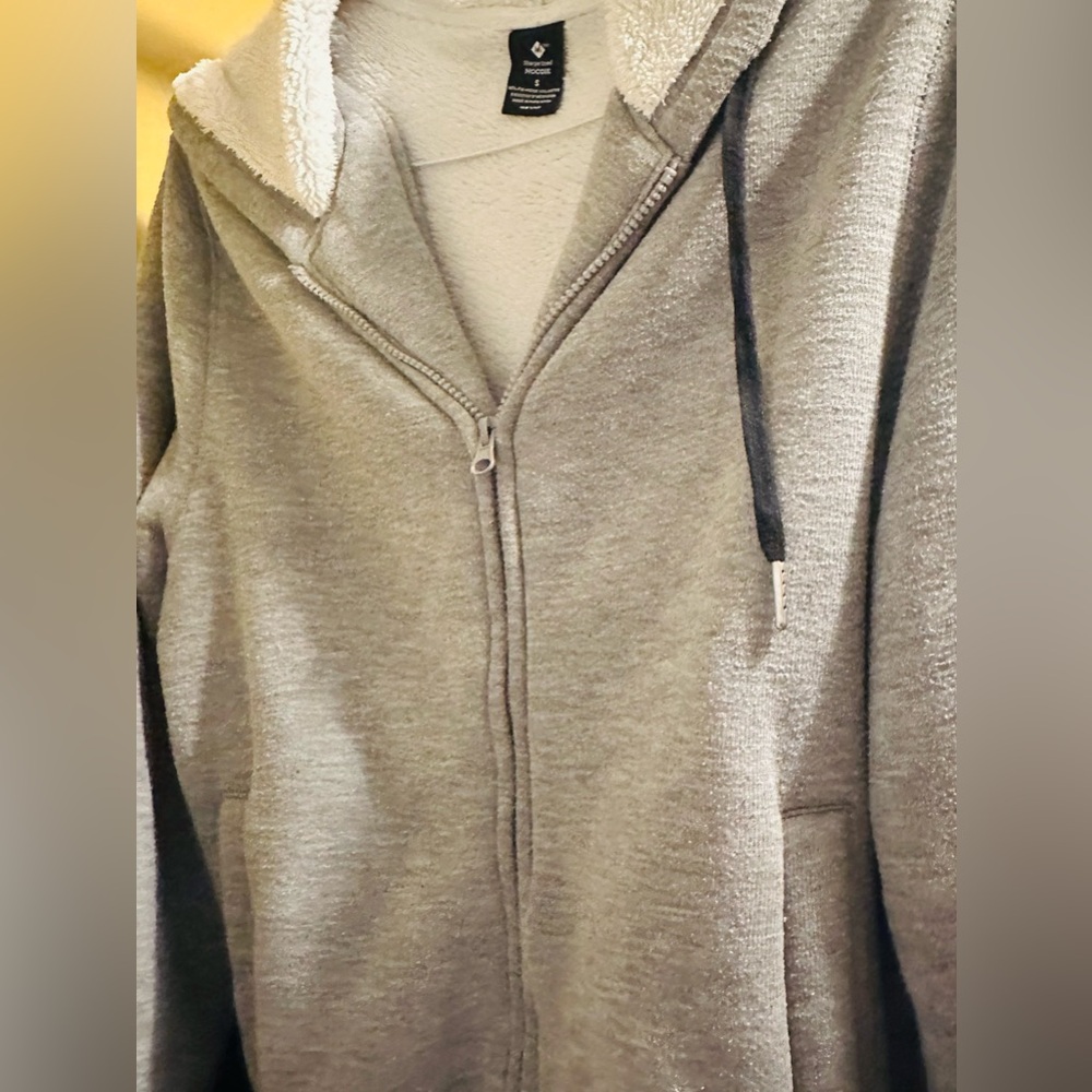 Gray Men's Sweater with Hood
